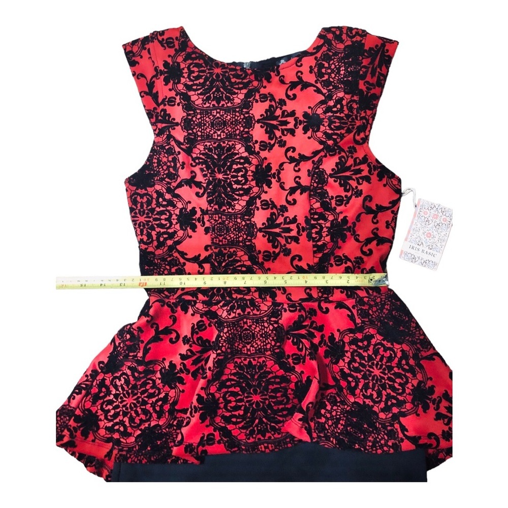 Red black floral embroidered lace back peplum fitted dress size small brand new - Picture 16 of 16